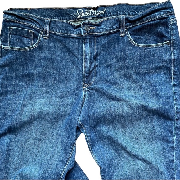 Old navy bootcut jeans, size 18, EUC - Picture 3 of 7